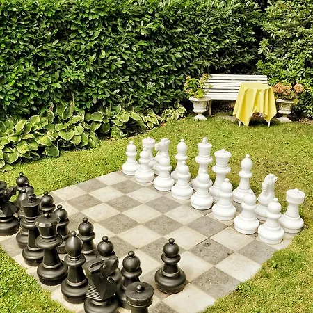 Zima 호텔 메라노